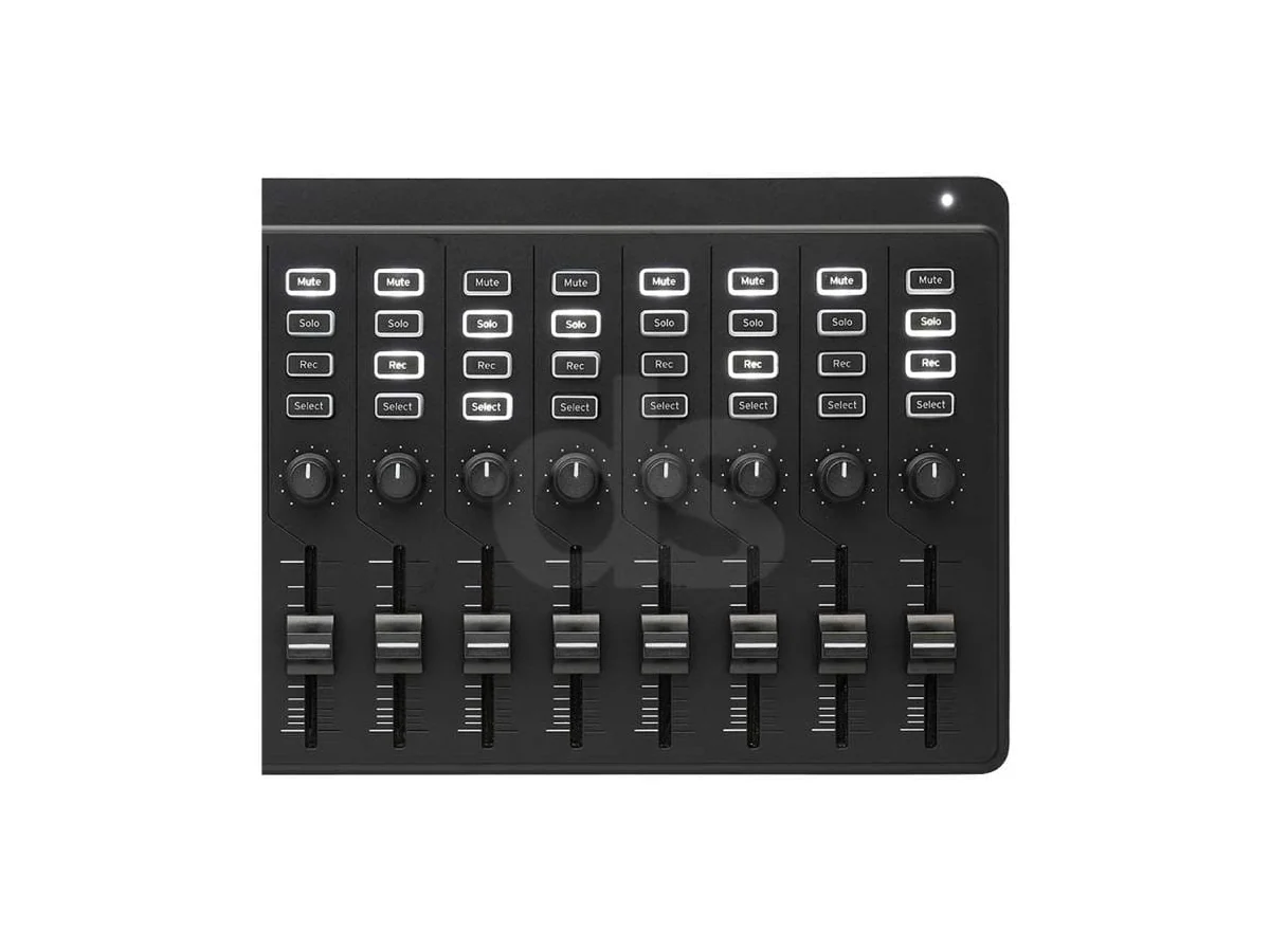 Controlador MIDI Korg NANOKTRL-ST — foto 2