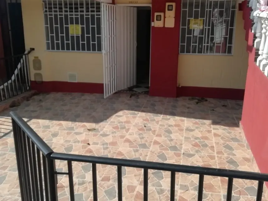 Venta Casa Familiar — foto 1