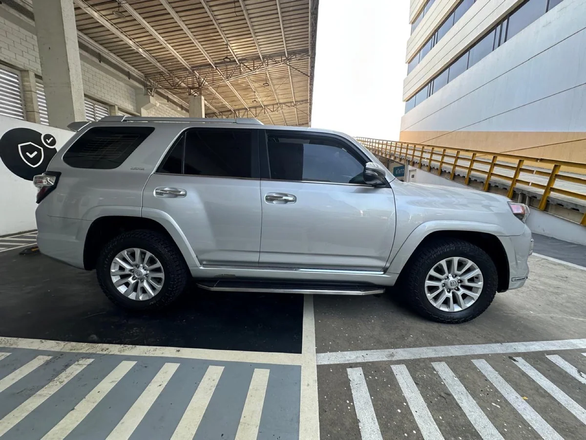 Toyota 4Runner 2018